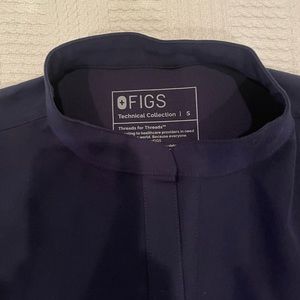 Figs Scrub Top Navy